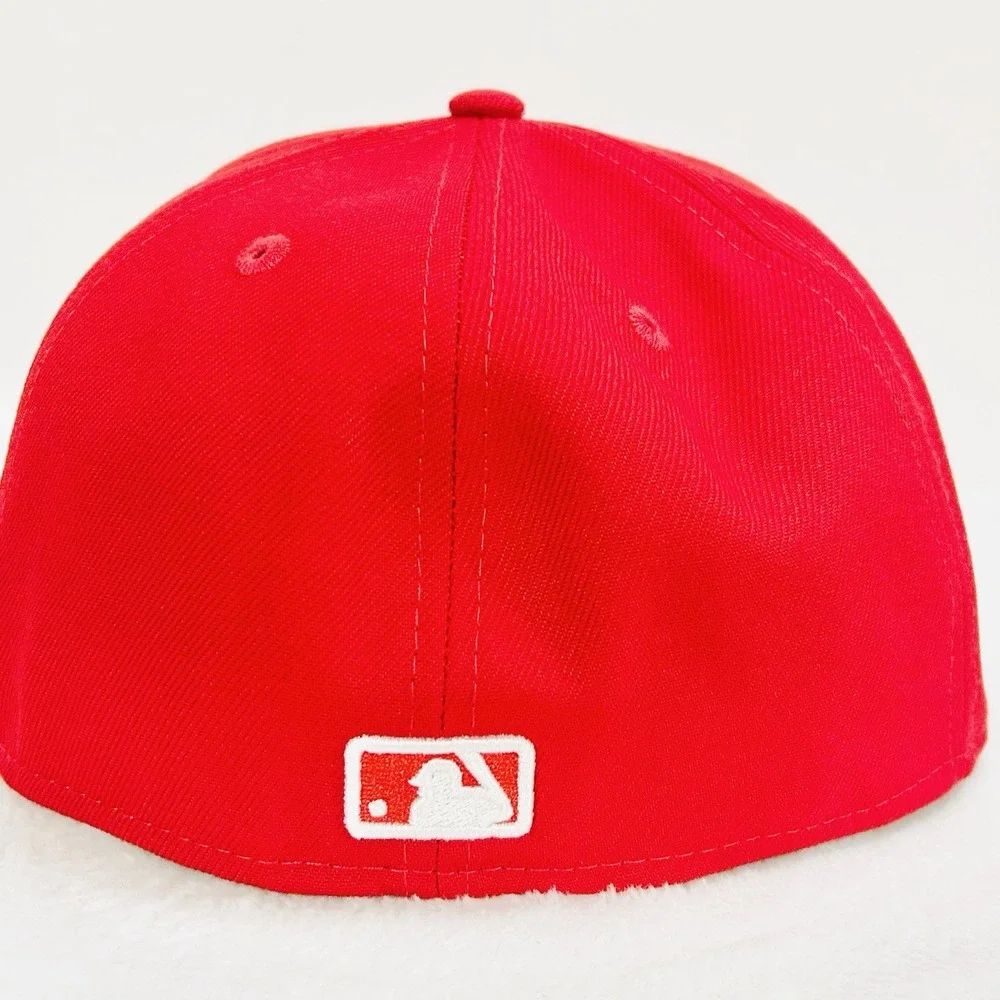 New Era Chicago Cubs Red World Series 59FIFTY Fitted Hat‎ Cap 7 1/8 MLB Baseball